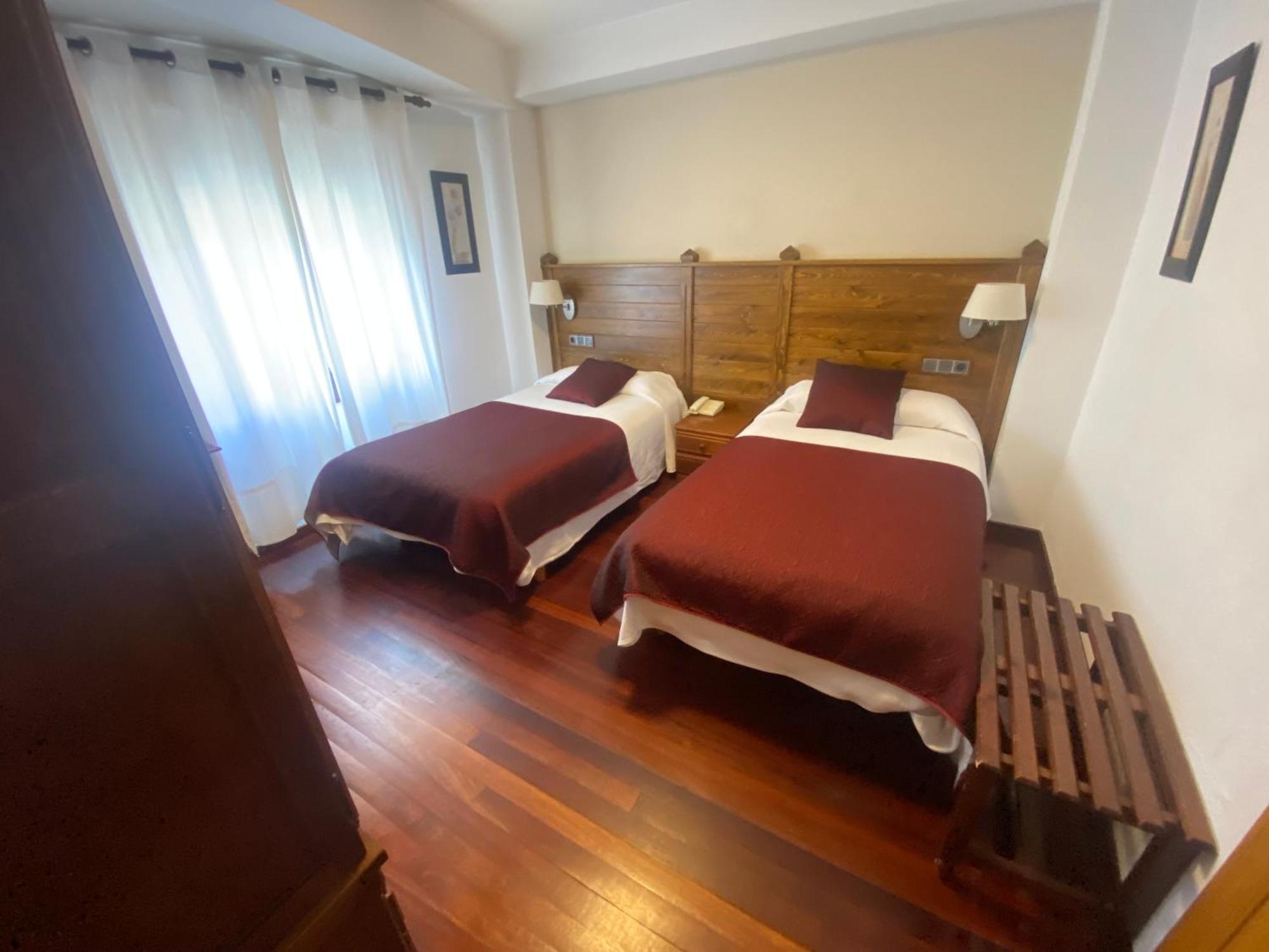Hotel La Rambla Biescas Kültér fotó