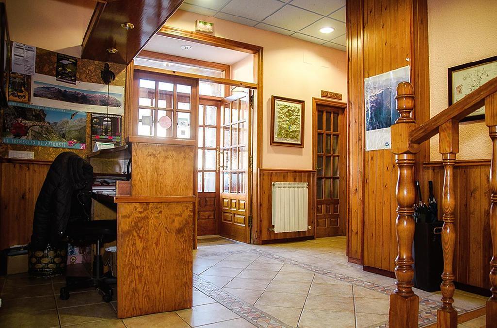 Hotel La Rambla Biescas Kültér fotó