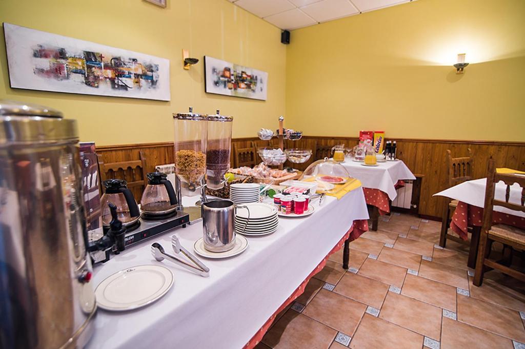 Hotel La Rambla Biescas Kültér fotó