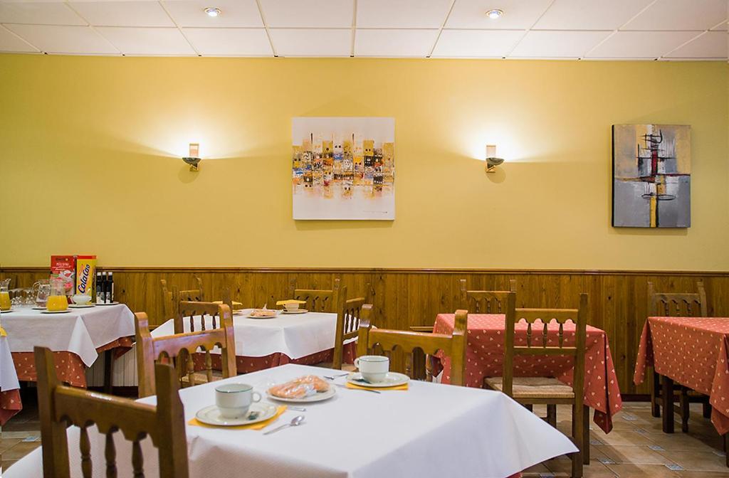 Hotel La Rambla Biescas Kültér fotó