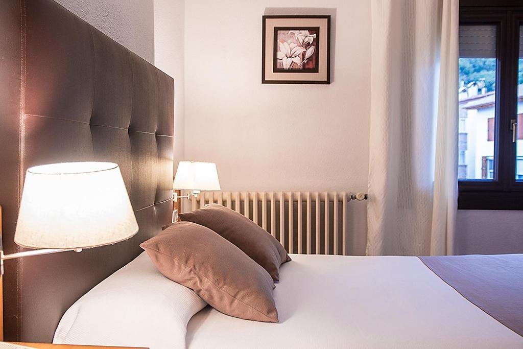Hotel La Rambla Biescas Kültér fotó