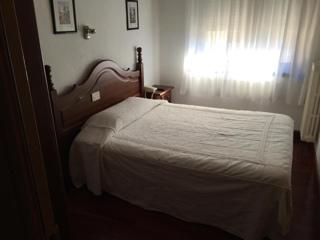 Hotel La Rambla Biescas Kültér fotó