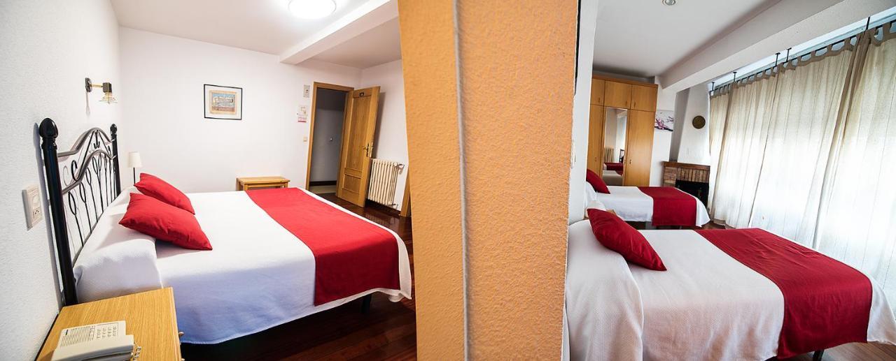 Hotel La Rambla Biescas Kültér fotó