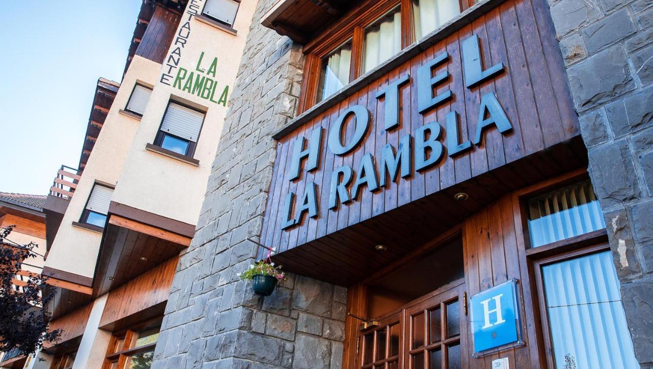 Hotel La Rambla Biescas Kültér fotó